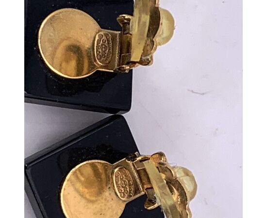 CHANEL Orecchini Vintage in Plastica Col. Nero CC