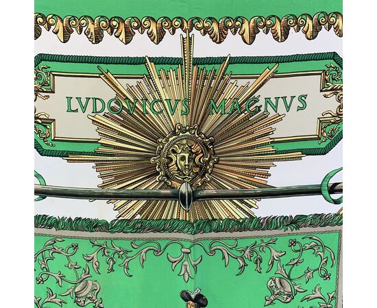 HERMES Foulard Vintage in Seta Col. Verde Carre 90