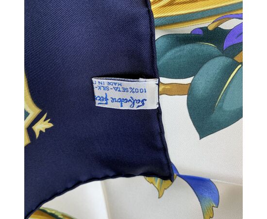 SALVATORE FERRAGAMO Foulard Vintage in Seta Col. Blu
