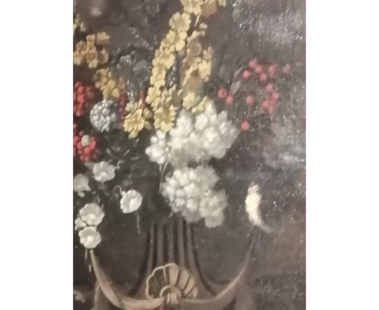 Splendid 17th-century floral still life. Oil on canvas in good condition.