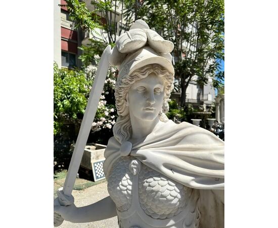 
Grandi Sculture di Antichi Guerrieri in Marmo Bianco