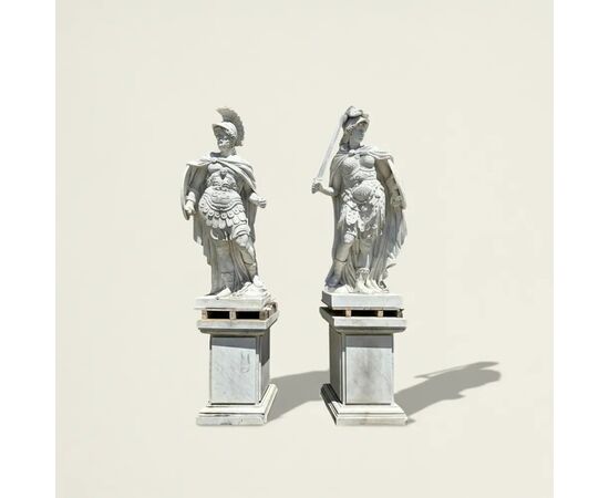 
Grandi Sculture di Antichi Guerrieri in Marmo Bianco