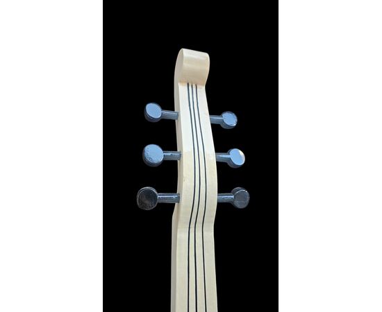 Cello chest of drawers