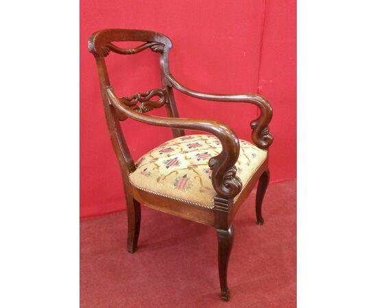 Walnut armchair Carlo X