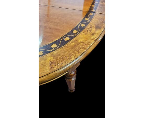 Inlaid Oval Table