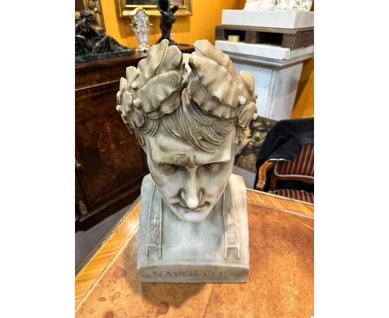 
Busto in Marmo Bianco di Napoleone – XIX Secolo