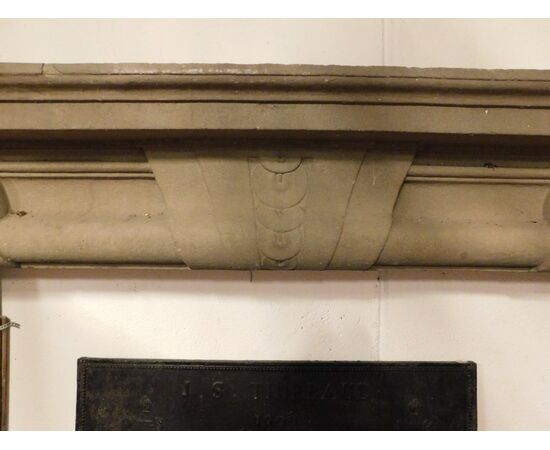 CHP275 - Precious antique stone fireplace, 17th century, from central Italy, dimensions cm W 245 x H 186 x D35