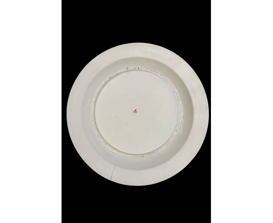 Porcelain plate with Chinese-inspired decoration. Ginori Doccia manufacture.