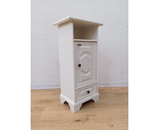 Piccolo comodino- mobiletto - laccato bianco-metà 900-piccole dimensioni!