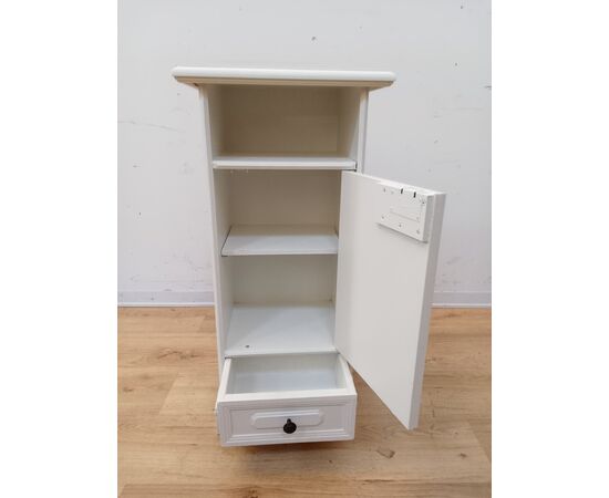 Piccolo comodino- mobiletto - laccato bianco-metà 900-piccole dimensioni!