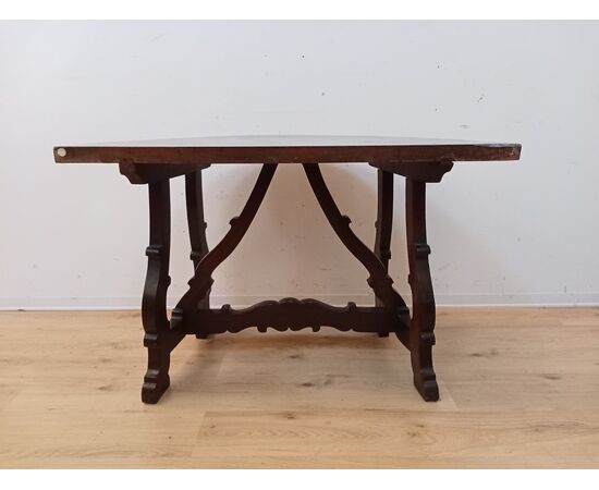 Console a mezzaluna fratinata in noce-metà 800-consolle-tavolino-tavolo da muro