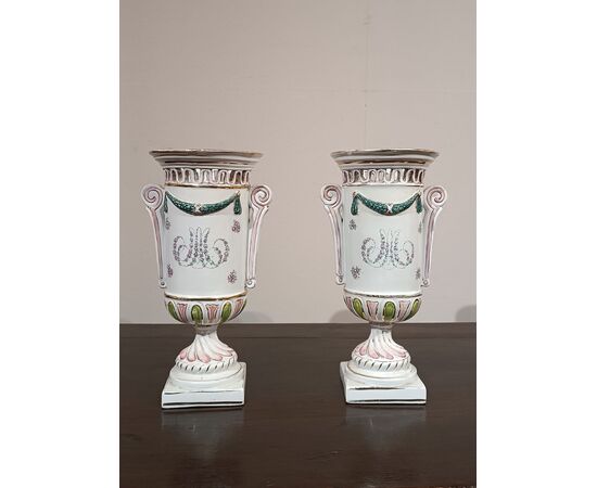 PAIR OF PAINTED PORCELAIN VASES FIRST HALF OF THE 19TH CENTURY
