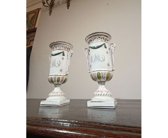 PAIR OF PAINTED PORCELAIN VASES FIRST HALF OF THE 19TH CENTURY