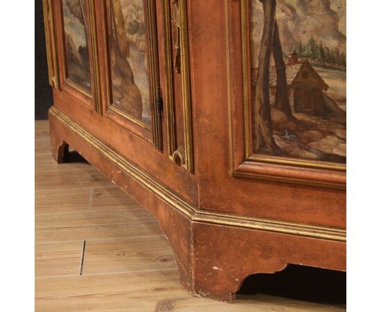 Venetian lacquered sideboard from the 50s
