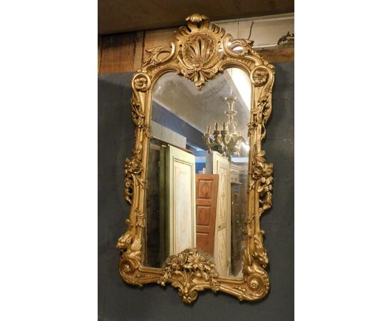 SPECC218 - Carved and gilded wooden mirror, late 18th century, dimensions cm W 80 x H 146