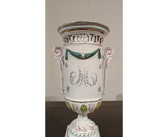 PAIR OF PAINTED PORCELAIN VASES FIRST HALF OF THE 19TH CENTURY
