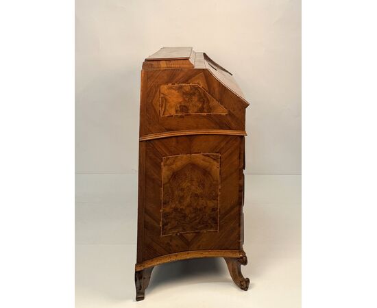 Walnut and burr walnut veneered drop-front chest of drawers, Lombardy (Brescia), 18th century