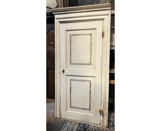 PTS899 - N. 6 Porte laccate, con telaio, epoca '700, misure diverse (circa 80x200 H)