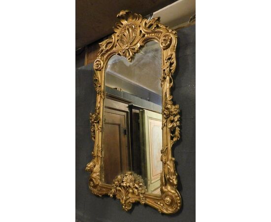 SPECC218 - Specchiera in legno intagliato e dorato, epoca fine '700, misure cm L 80 x H 146