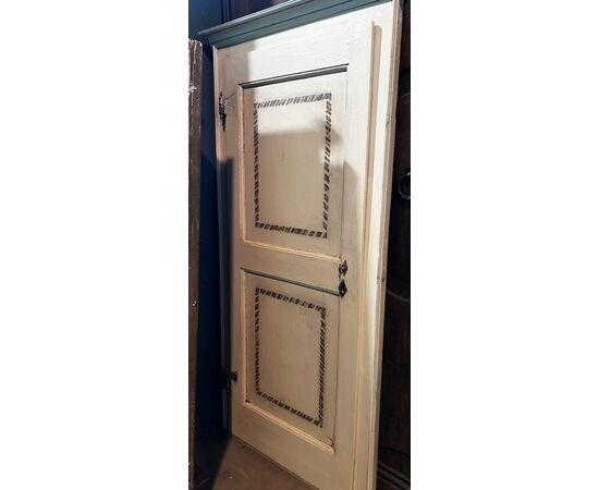 PTS899 - No. 6 Lacquered doors, with frame, 18th century, various sizes (approx. 80x200 H)