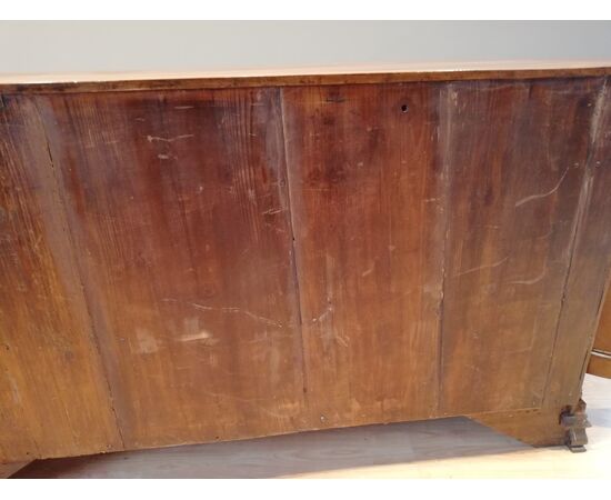 Credenza 600