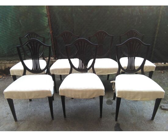 GRUPPO DI 7 SEDIE INGLESI.