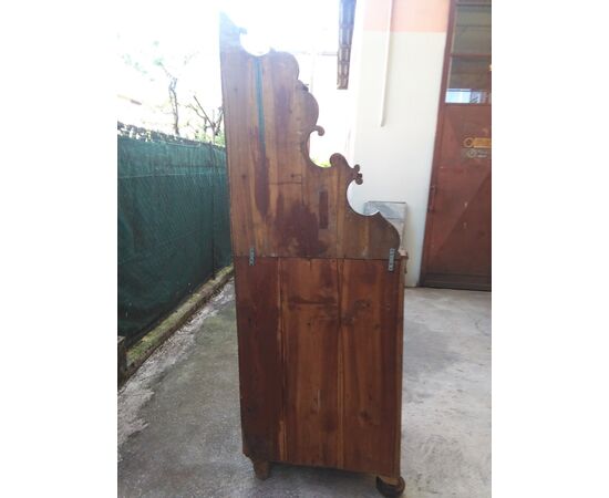 ANGOLIERA IN NOCE MOSSA.