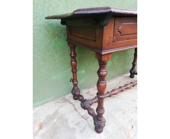 Scrivania in noce Rocchetto 600