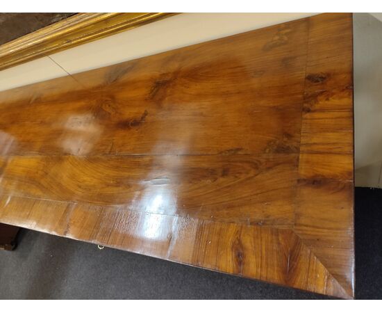 Credenza  fianchi mossi