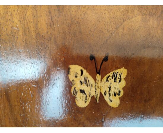 Pair of inlaid chests of drawers