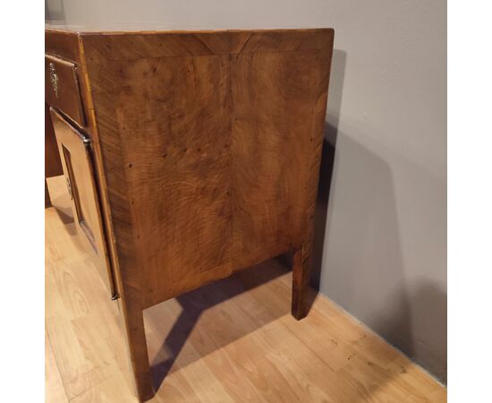 Scrivania mossa direttorio