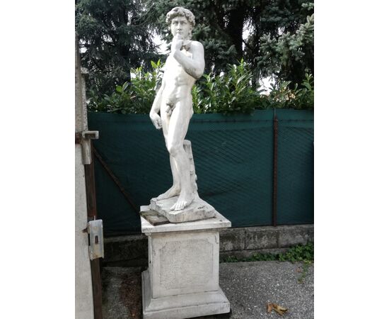 Coppia di statue