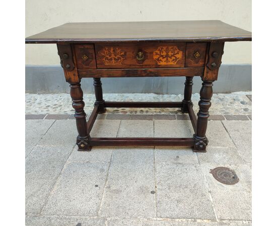 Tavolo Frattino 600 emiliano