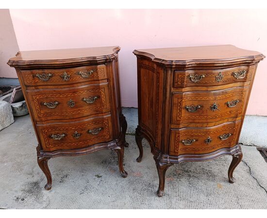 Coppia comodini mossi