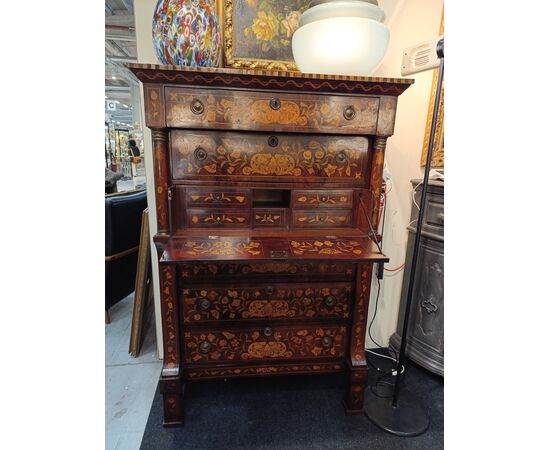 Settimanale con cassettiera