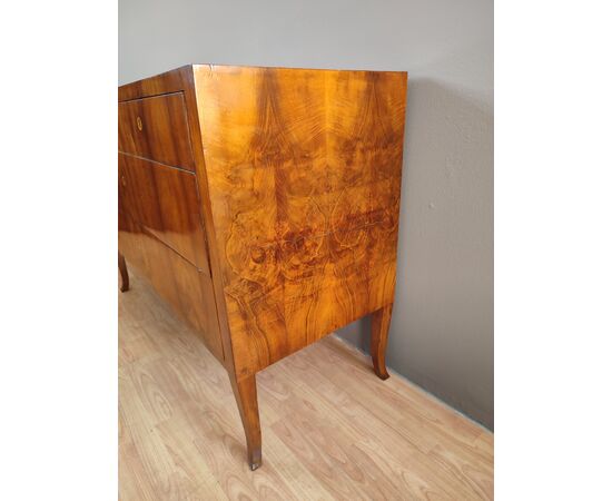 Burl chest of drawers