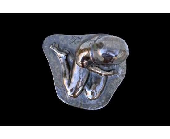 Scultura in bronzo raffigurante nudo femminile.Francia.