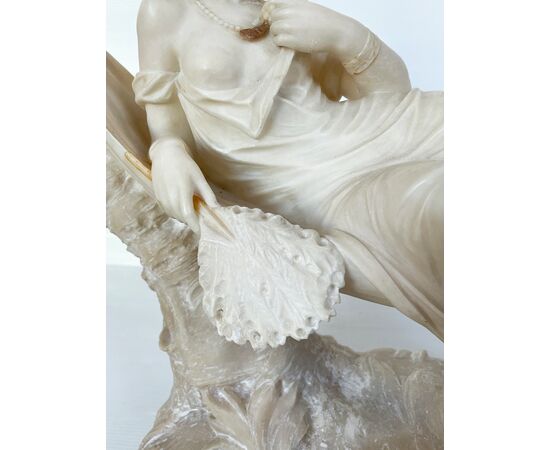 Scultura donna su amaca - inizio Novecento