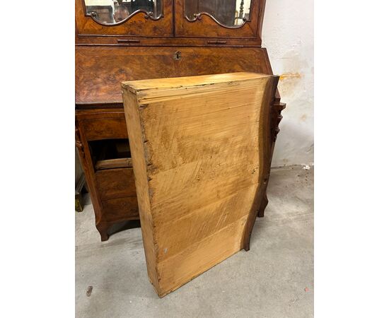 Trumeau Luigi XV mosso fronte e fianchi. Emilia / Toscana. Primi 700