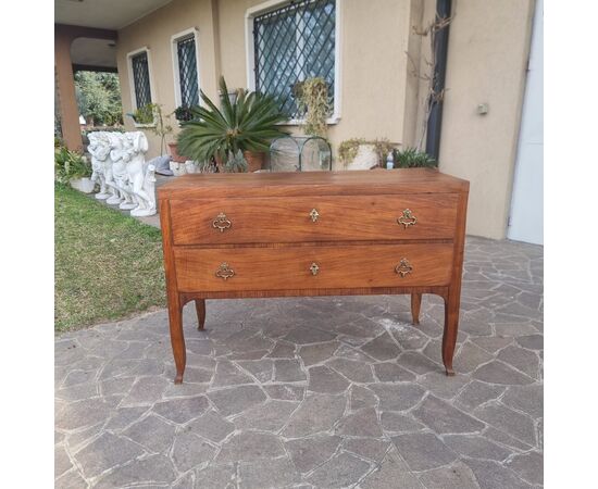 "700s Vicenza Directory walnut chest of drawers