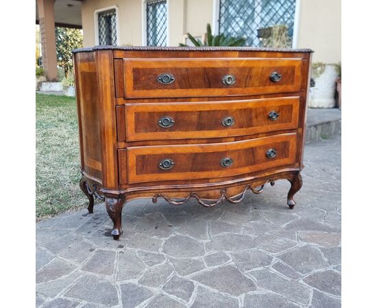 19th-century Venetian Walnut Chest of Drawers with Palm Inlays