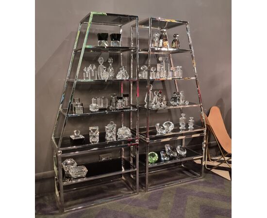 Elegant Vintage Chrome Steel Etagere: Style and Functionality