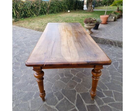 1800s Walnut Table with Lid in Two Planks