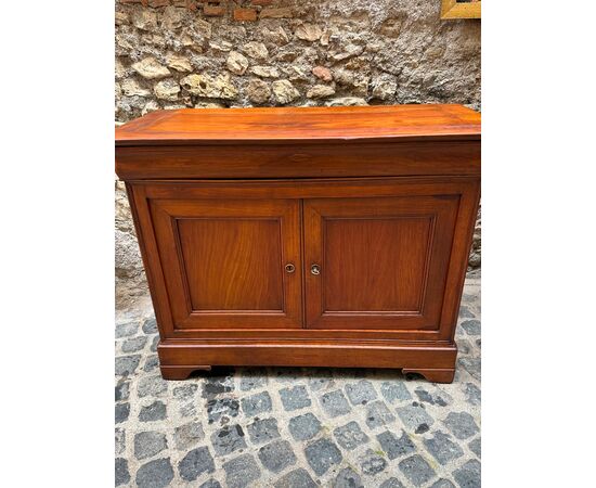 Credenza / servate