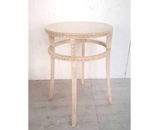 Original 1950s antique lacquered Art Nouveau bistro table