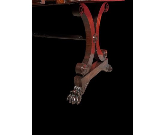 Scrivania regency inglese