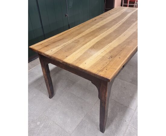 GRANDE TAVOLO IN NOCE DEL XIX SECOLO PER CANTINETTA