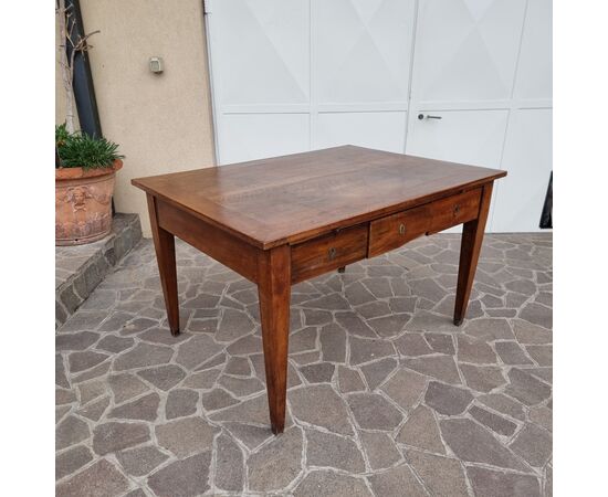 Tavolino Scrittoio in Noce del Periodo Direttorio 700