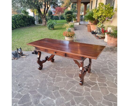 Large Tuscan Refectory Table from the 1800s in Walnut