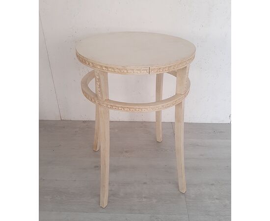 Original 1950s antique lacquered Art Nouveau bistro table